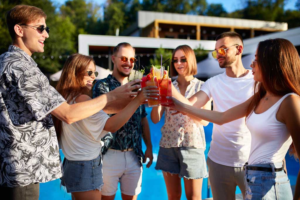 Luxury Hawaii vacation rentals for large groups